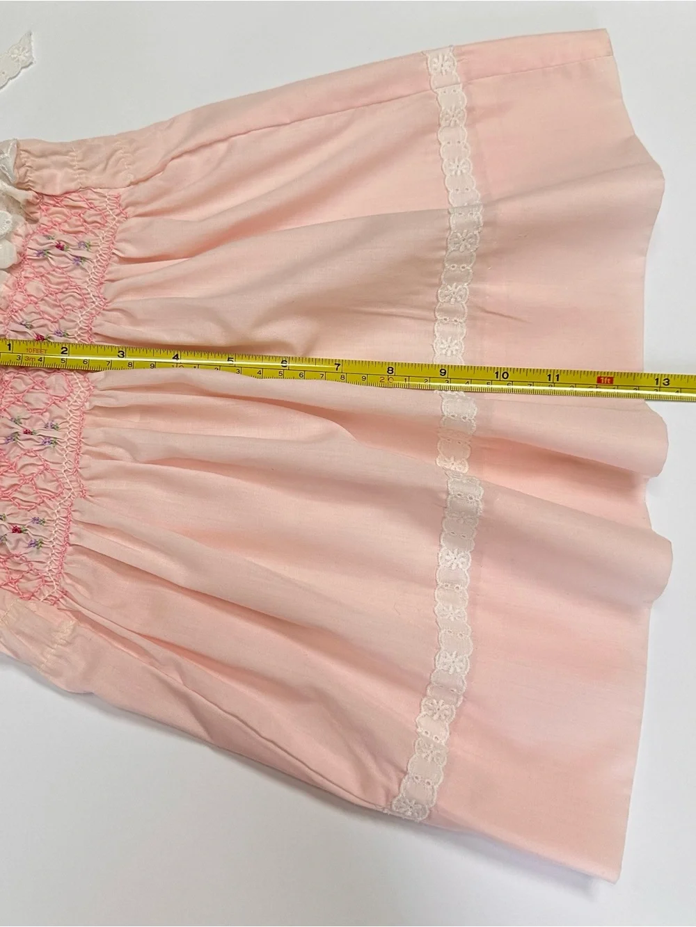 VTG Polly Flinders Girls Lt. Pink Smocked Summer Sundress 24M Lace Shoulder Ties
